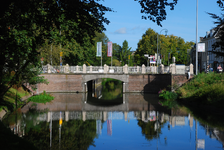 849675 Gezicht op de Lucasbrug over de Stadsbuitengracht te Utrecht.